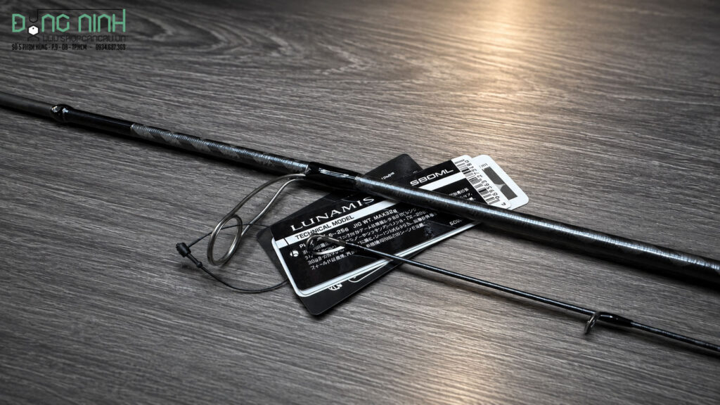 Shimano Lunamis 2026 Carbon Monocoque Grip